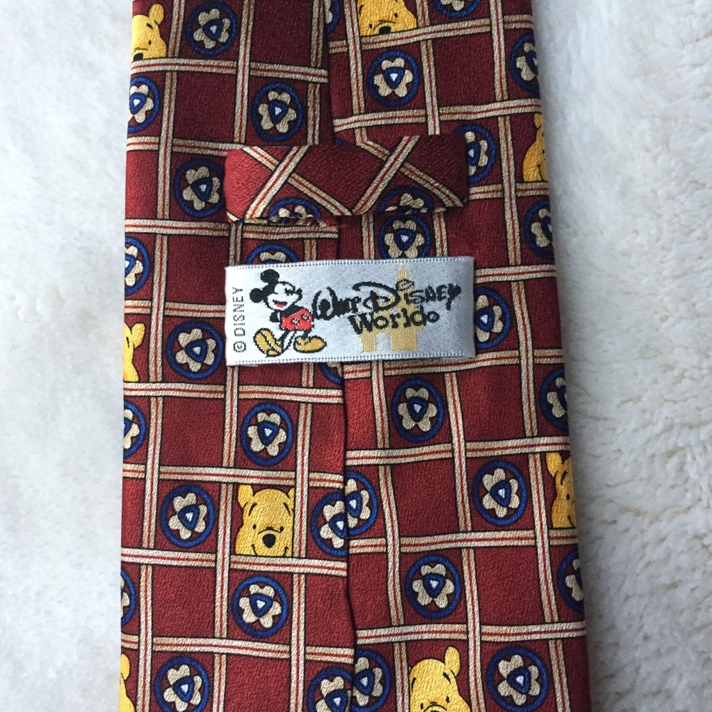 Walt Disney World Winnie The Pooh Mens Silk Tie